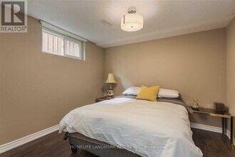 14 Lucifer Dr in Toronto, ON - Building Photo - Building Photo