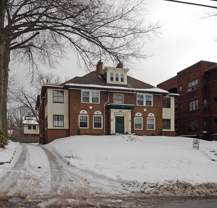 125 N Portage Path in Akron, OH - Building Photo