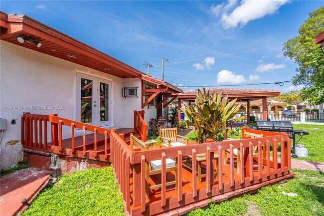 property at 1841 SW 29th Ave