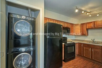 5380 Bedford Terrace in Alexandria, VA - Building Photo - Building Photo