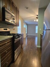 310 Russet Way in Vernon Hills, IL - Foto de edificio - Building Photo