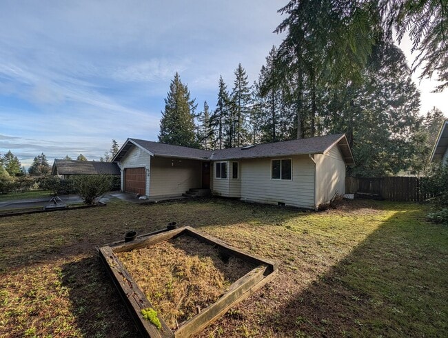 property at 7282 E Ramblewood St