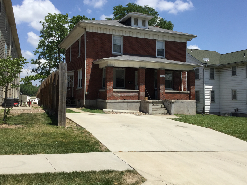 1407 Bass Ave in Columbia, MO - Building Photo