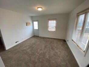 404 S Wayland Ave in Sioux Falls, SD - Building Photo - Building Photo