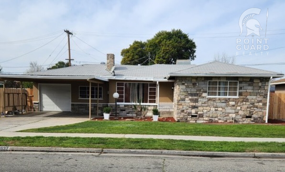 3637 N Fresno St in Fresno, CA - Building Photo