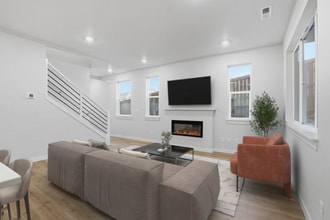 3751 SW 40th St in Gresham, OR - Building Photo - Building Photo