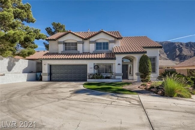 property at 1440 Honey Lake St