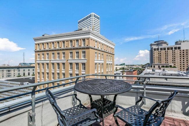 201 Magazine St in New Orleans, LA - Building Photo - Building Photo
