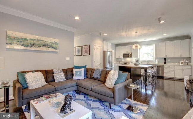 property at 6002 New Hampshire Ave NE