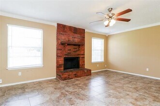 830 Frances Dr in Grand Prairie, TX - Building Photo - Building Photo