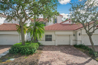 1394 Harbor View W in Hollywood, FL - Building Photo - Building Photo