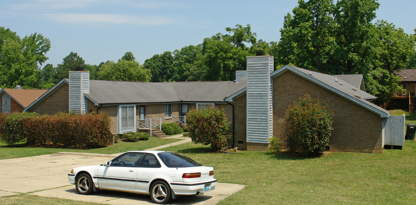 4704 Hollowell Ln in Raleigh, NC - Building Photo