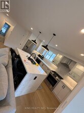 650 Mountview Pl in Newmarket, ON - Building Photo - Building Photo