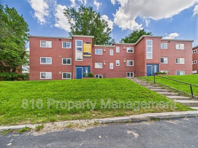 property at 1625 Washington Blvd