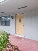 1371 NE 144th St in Miami, FL - Building Photo