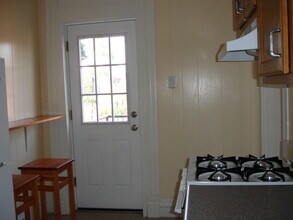 917 Pretense Way, Unit PR 1 in Pittsburgh, PA - Foto de edificio - Building Photo