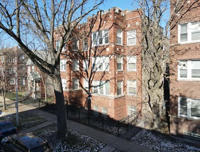 1416 E 68th St in Chicago, IL - Building Photo - Building Photo