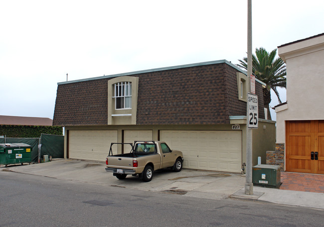 821 S Pacific St in Oceanside, CA - Building Photo - Building Photo