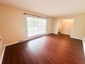 421 Windward Dr in Wilmington, NC - Building Photo - Building Photo