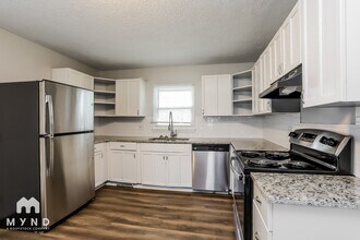 908 Waring St in Durham, NC - Building Photo - Building Photo