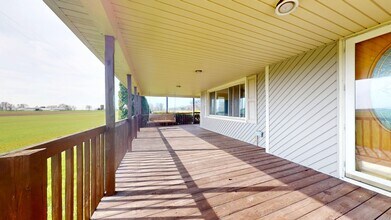 924 Lattimer Rd W in Shiloh, OH - Building Photo - Building Photo