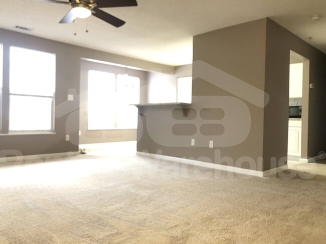 695 Winding Stream Way in Odenton, MD - Foto de edificio - Building Photo