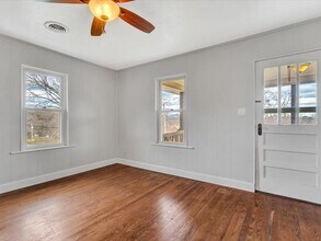 4509 Yellow Mountain Rd in Roanoke, VA - Building Photo - Building Photo