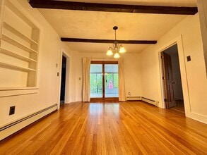 29 Walcott St in Hopkinton, MA - Building Photo - Building Photo