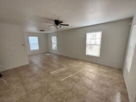 821 5th St in West Palm Beach, FL - Building Photo