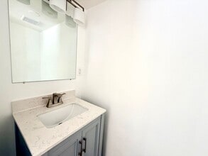 7799 Fox Ct in Pasadena, MD - Building Photo - Building Photo