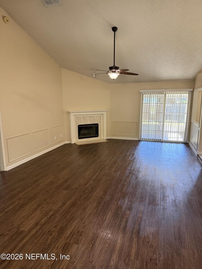 487 Springbrook Dr in Orange Park, FL - Building Photo - Building Photo