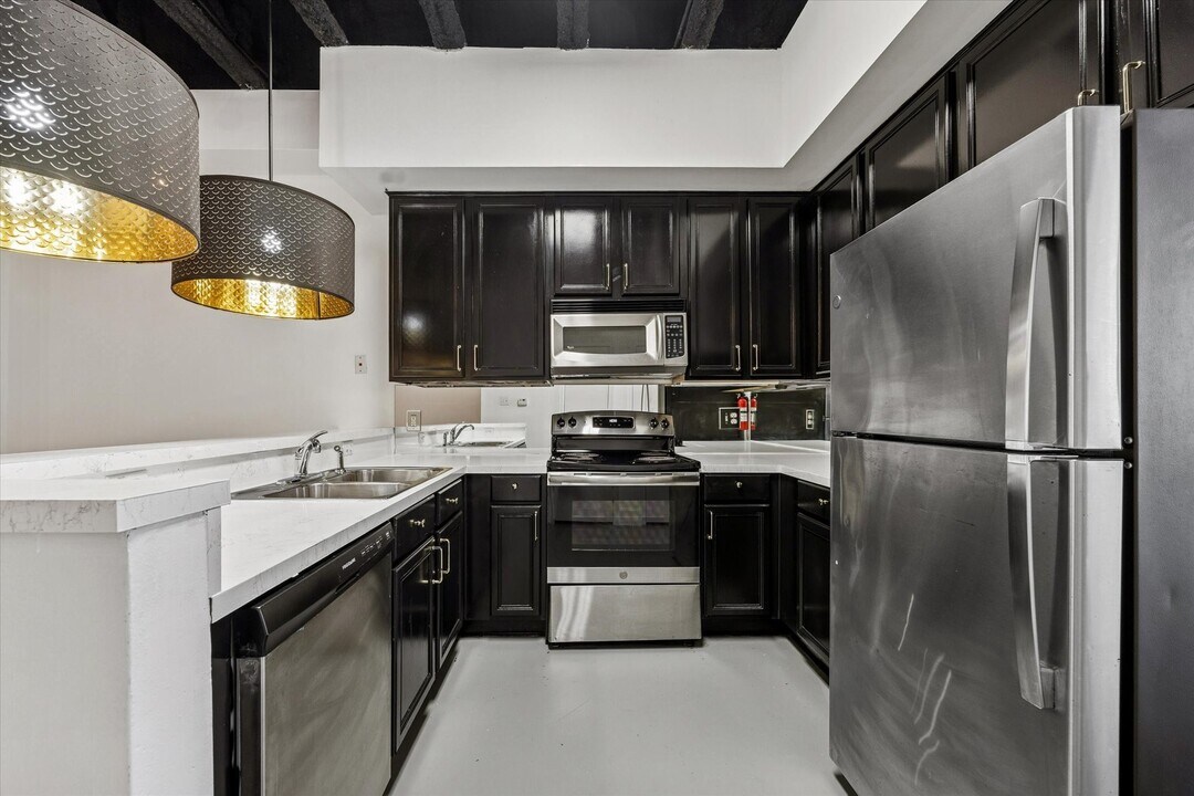 5017 Cornish St in Houston, TX - Building Photo