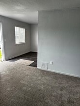 7200 Edgeton St in Hamtramck, MI - Building Photo - Building Photo