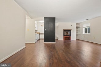 123 W Conway St in Baltimore, MD - Building Photo - Building Photo