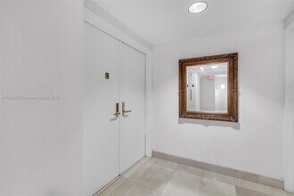151 SE 15th Rd in Miami, FL - Building Photo - Building Photo