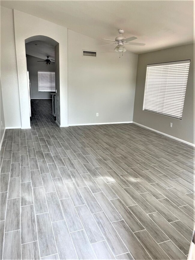 12450 W San Juan Ave in Litchfield Park, AZ - Building Photo - Building Photo