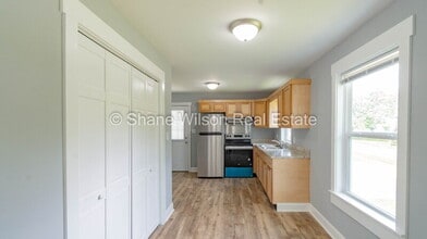 709 Indian Ave in Rossville, GA - Building Photo - Building Photo