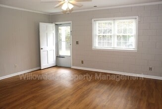 3122 Tuckaway Dr in Fuquay Varina, NC - Building Photo - Building Photo