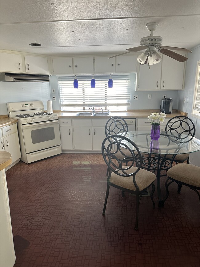2700 W 8th St in Yuma, AZ - Building Photo - Building Photo
