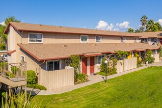 1025 Estes St in El Cajon, CA - Building Photo - Primary Photo