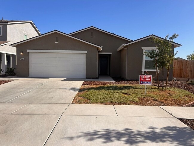 property at 1142 E Cameron Ave
