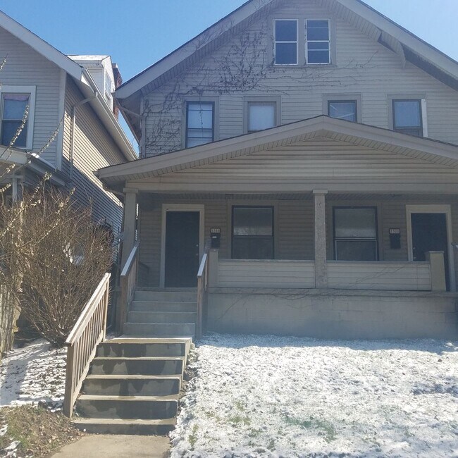 1378-1380-1380 Hamlet St