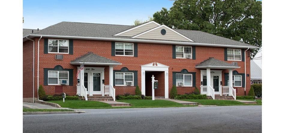 Fairfield At Valley Stream in Valley Stream, NY - Foto de edificio