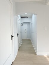 36 Hanna St W in Windsor, ON - Building Photo - Building Photo