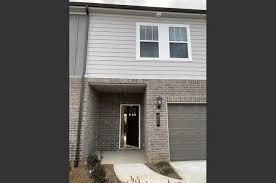 365 Coleman Ct in Columbia, TN - Building Photo