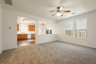 200 Lexington in Kyle, TX - Building Photo - Building Photo