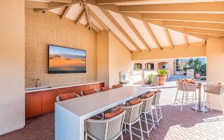 Vista Real Apartment Homes in Mission Viejo, CA - Foto de edificio - Building Photo