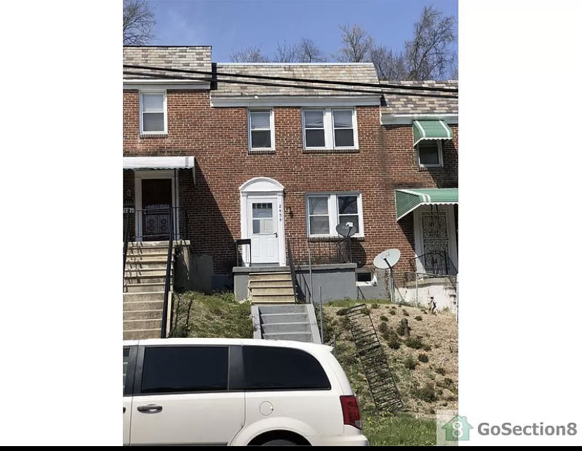 2454 W Cold Spring Ln in Baltimore, MD - Building Photo