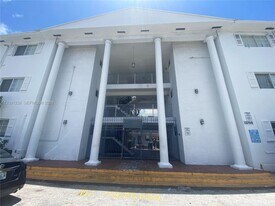 13700 NE 6th Ave in North Miami, FL - Building Photo