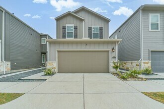 14834 Slow River Ave in Houston, TX - Foto de edificio - Building Photo